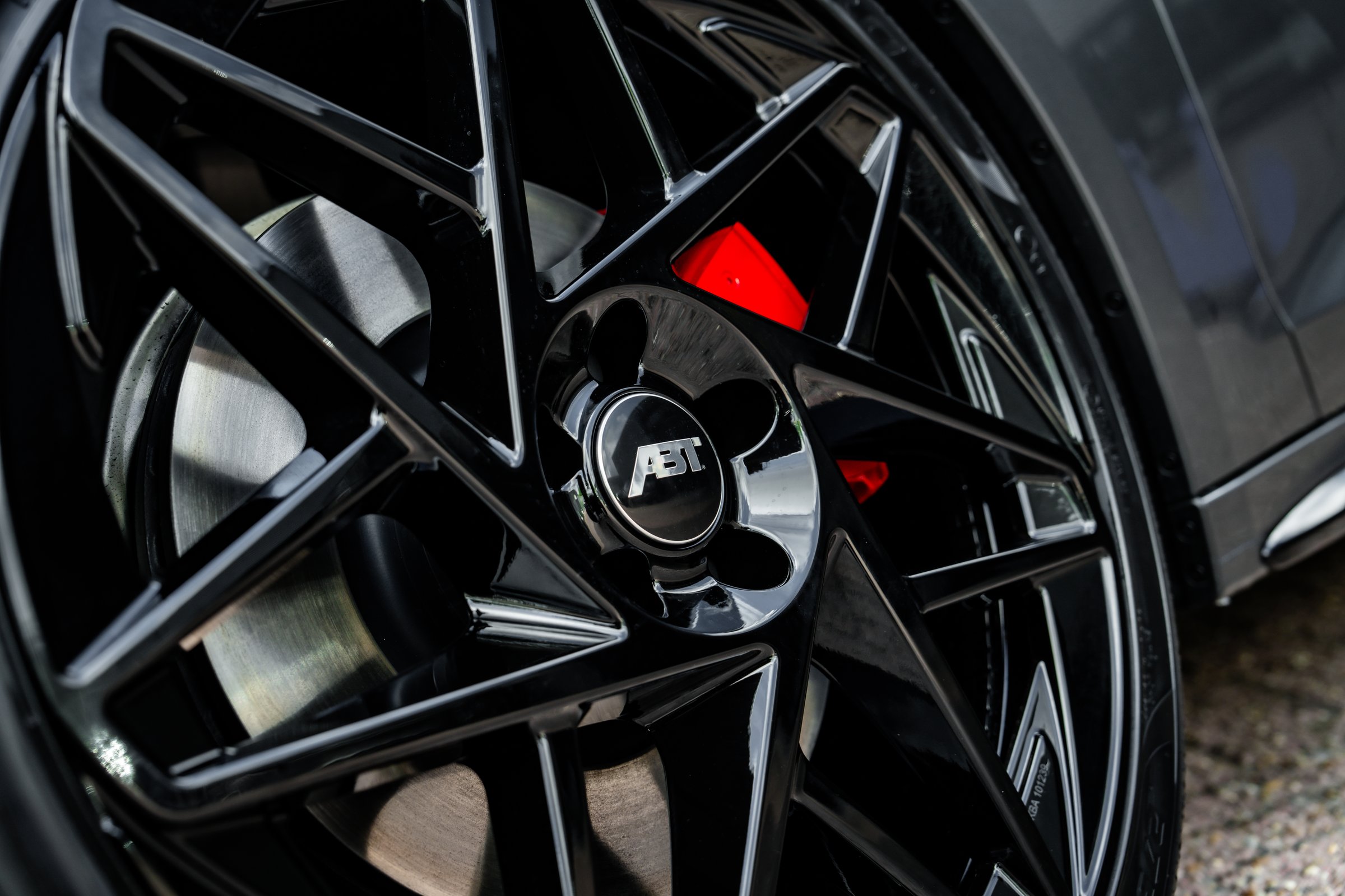 Audi A5 Avant 2.0 e-hybrid ABT Aero 428pk quattro S edition Competition 