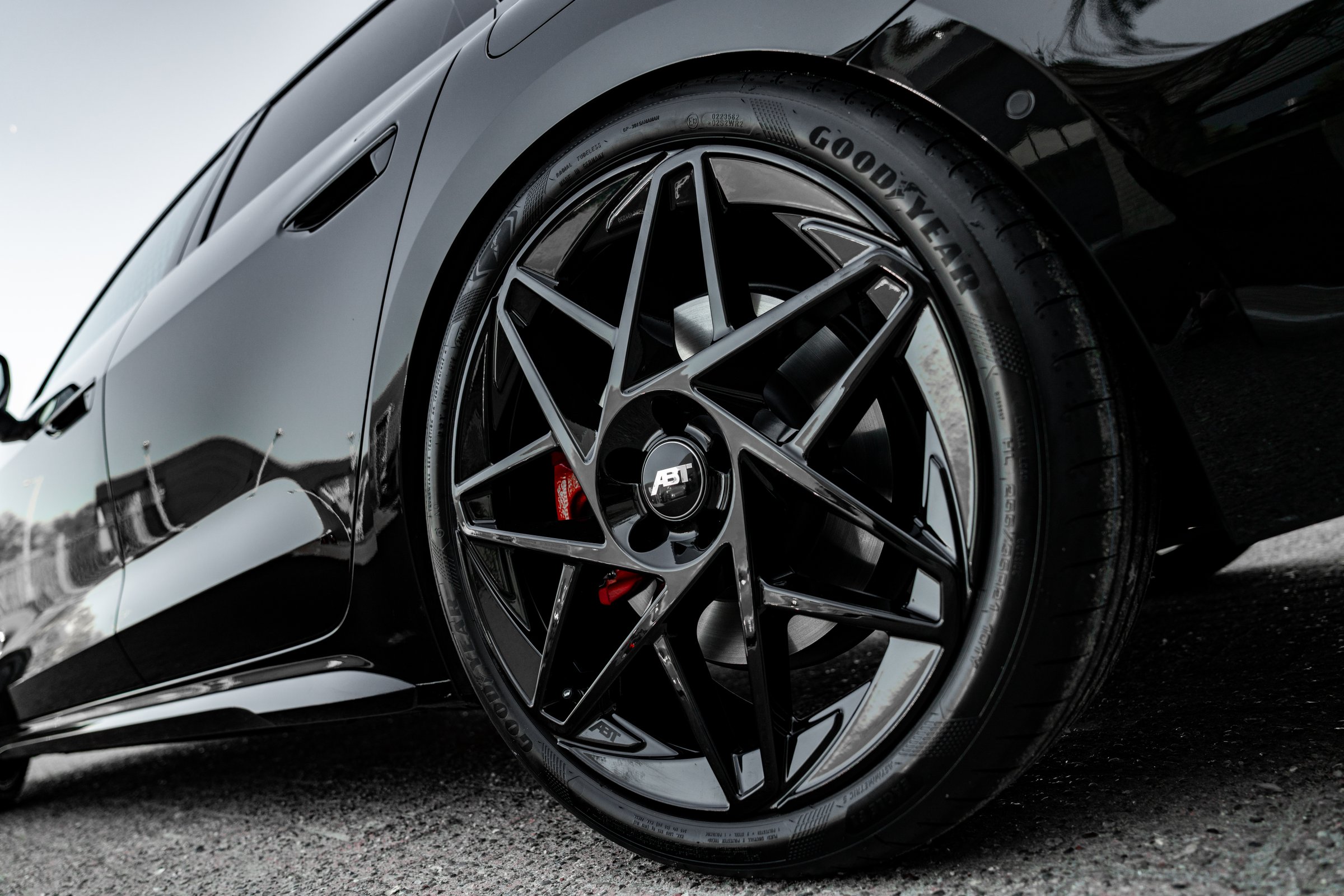 Audi A5 Avant 2.0 e-hybrid ABT Aero 428pk quattro S edition Competition