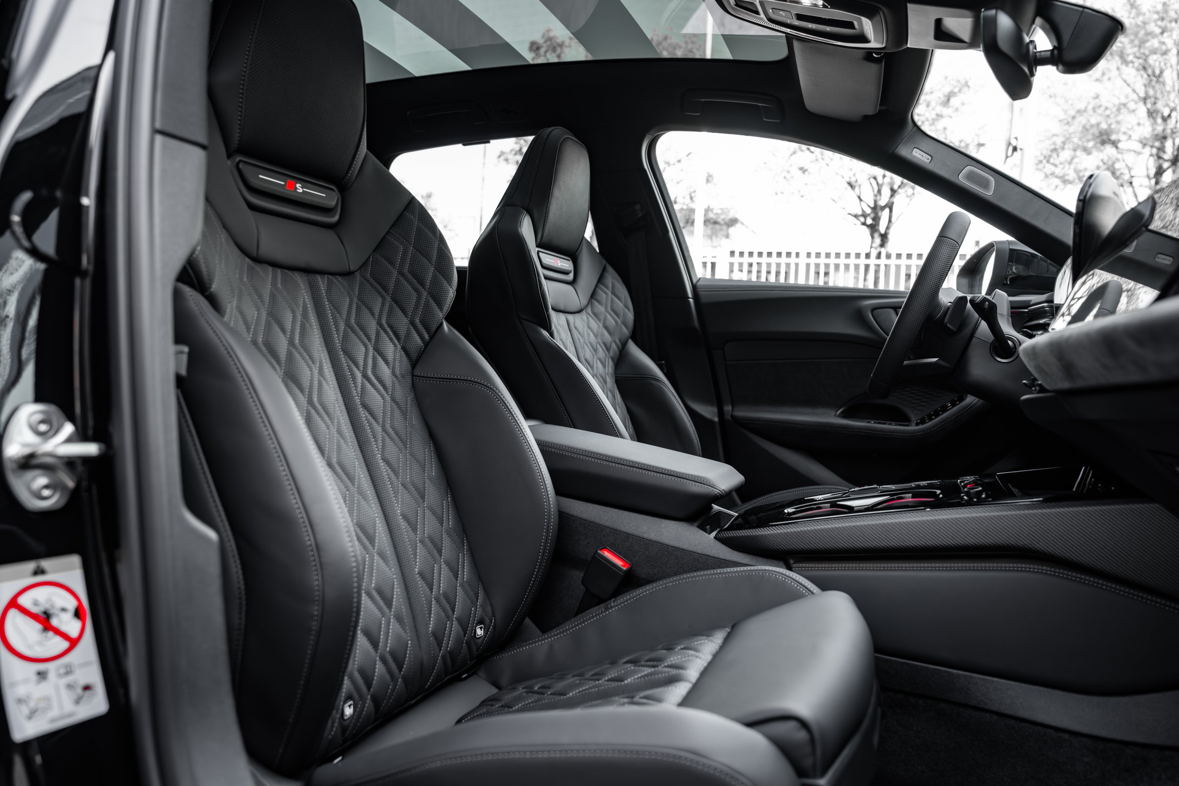 Interior 3