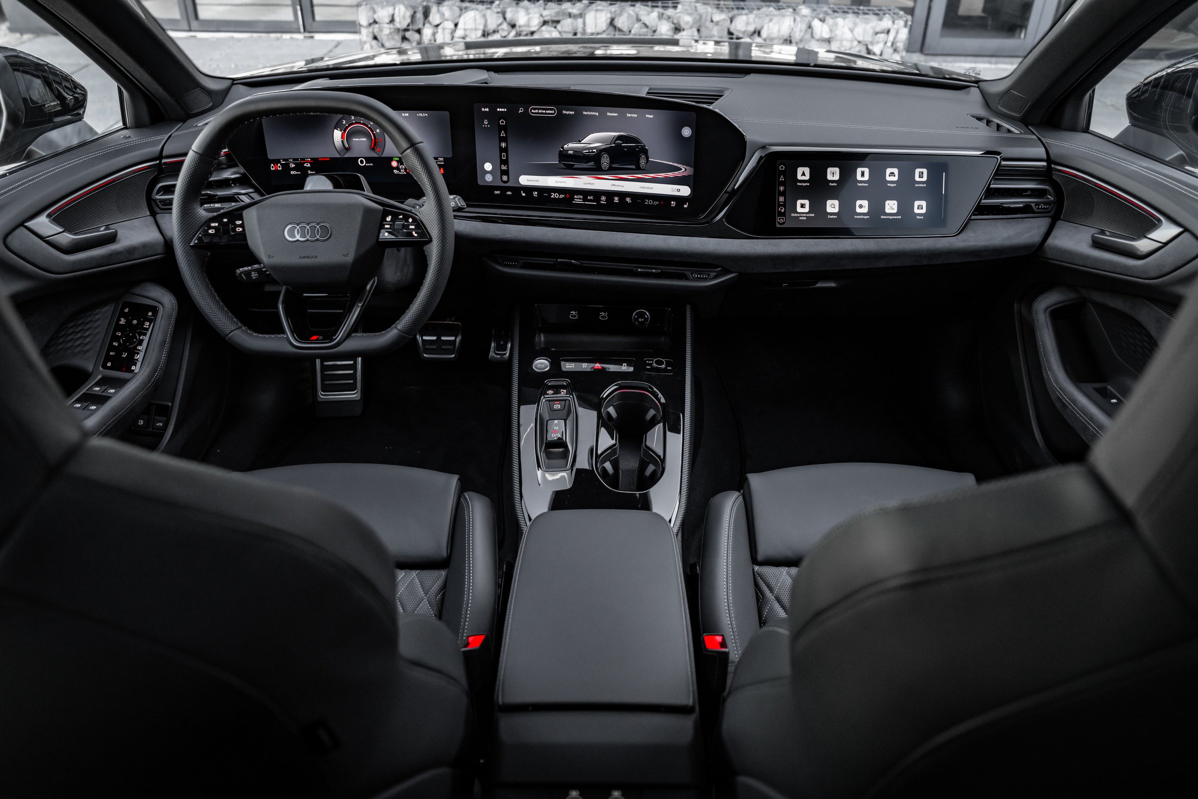 Interior main