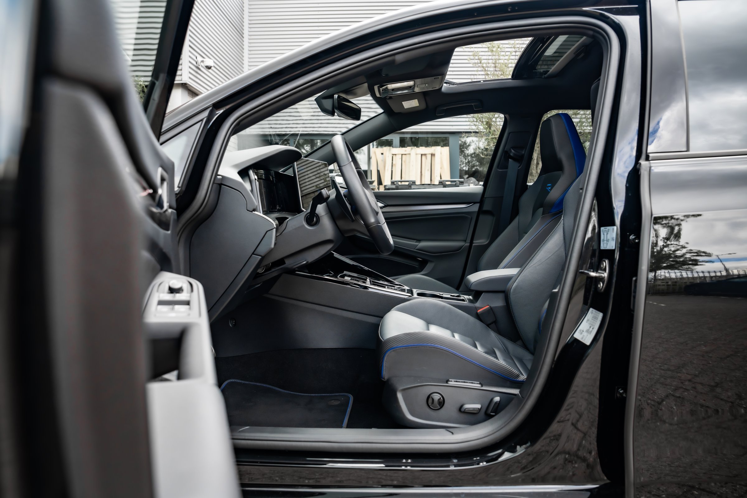 Interior 3