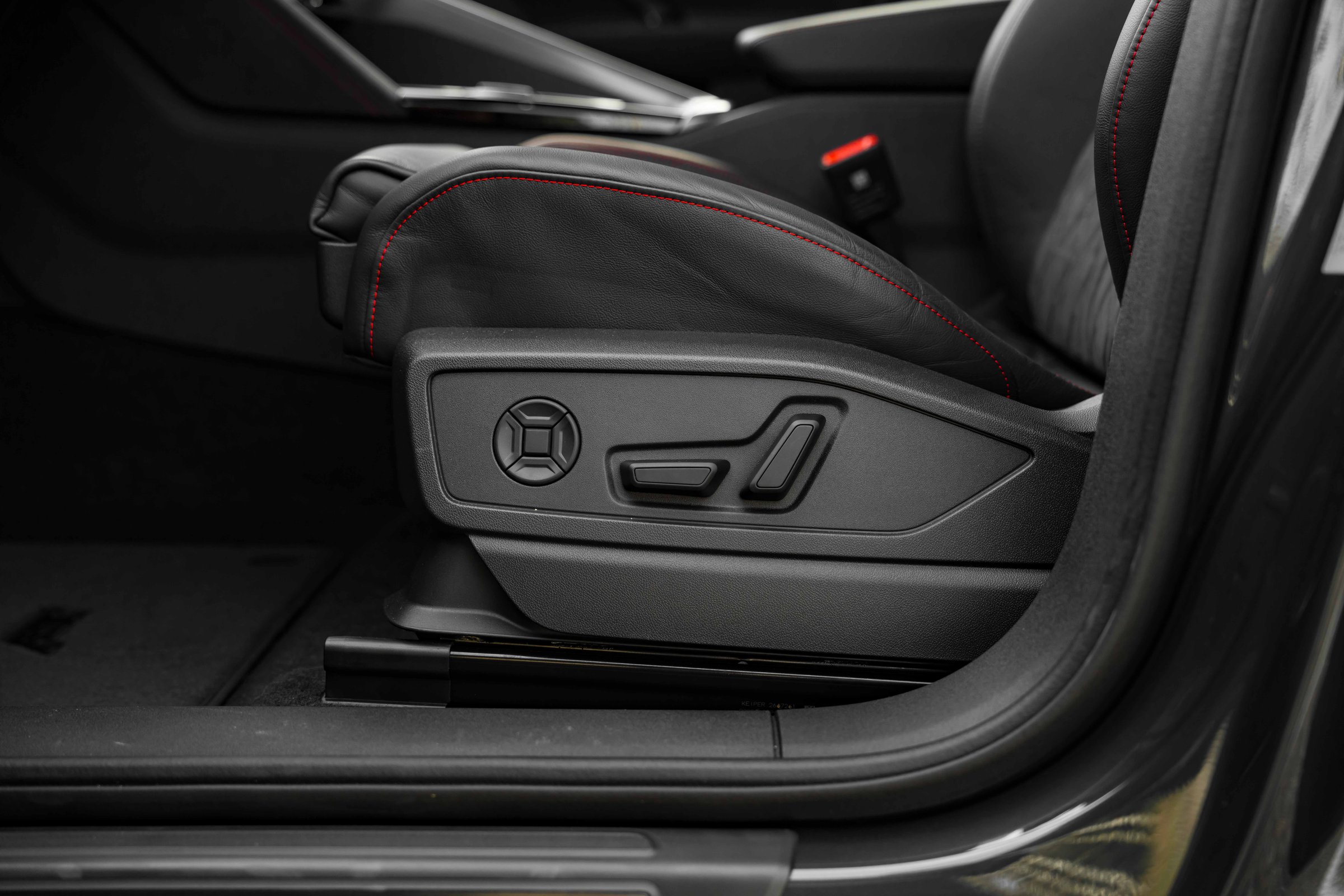 Interior 5