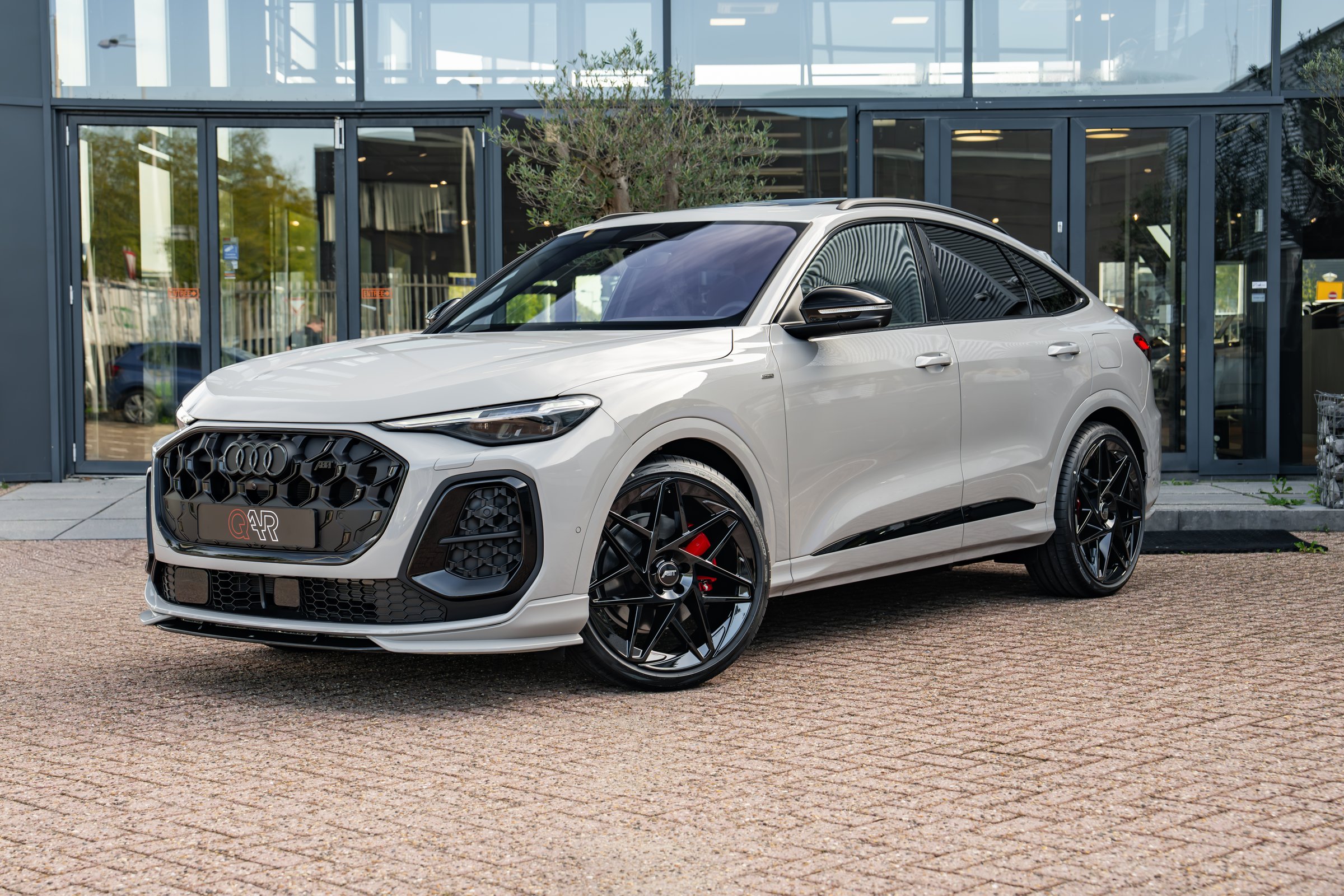 Audi Q5 Sportback ABT Aero 2.0 e-hybrid 428pk quattro Competition