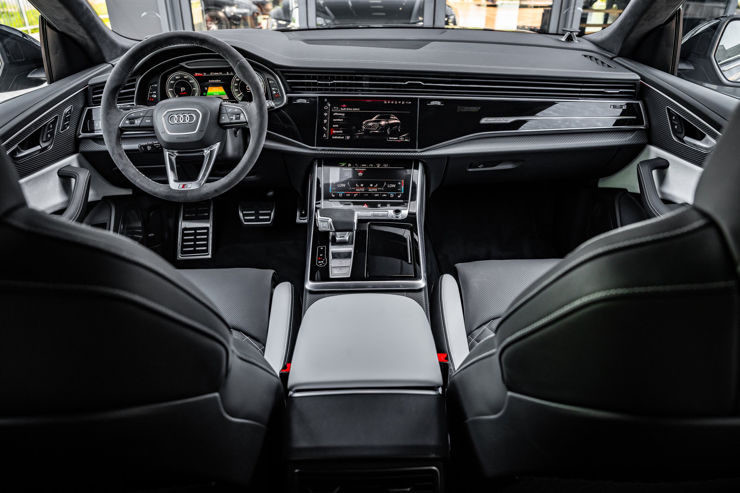 Interior main