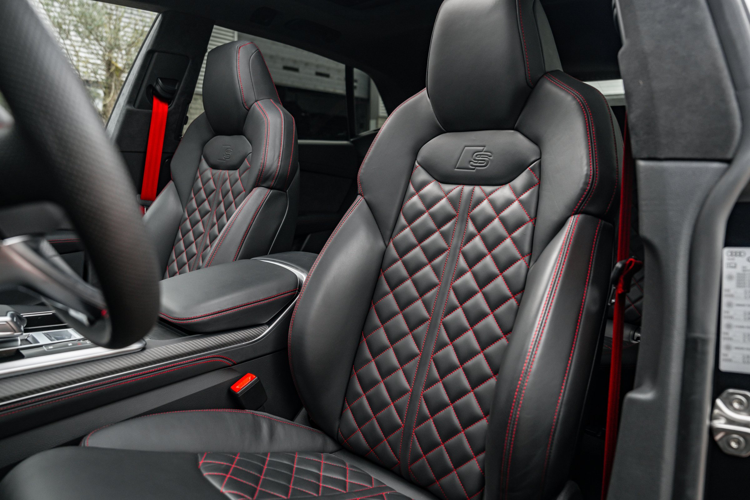 Audi Q8 60 TFSI e ABT Aero Competition  — interieur 3