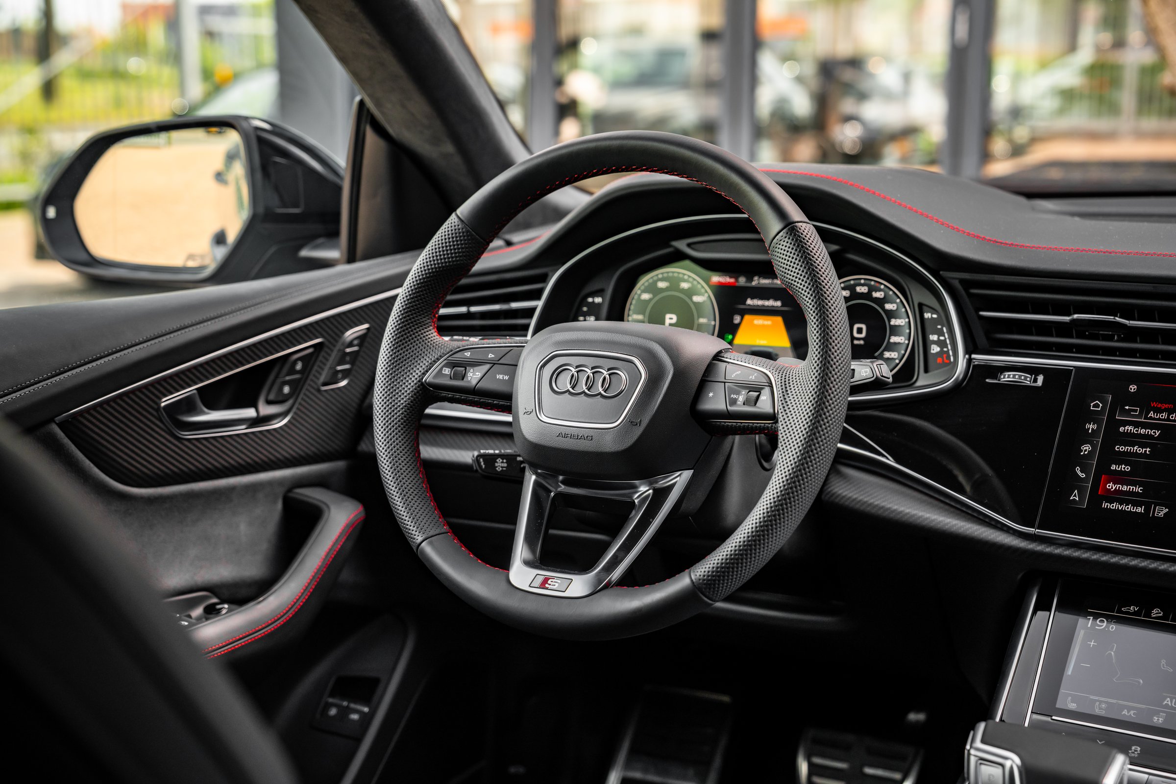 Interior 3