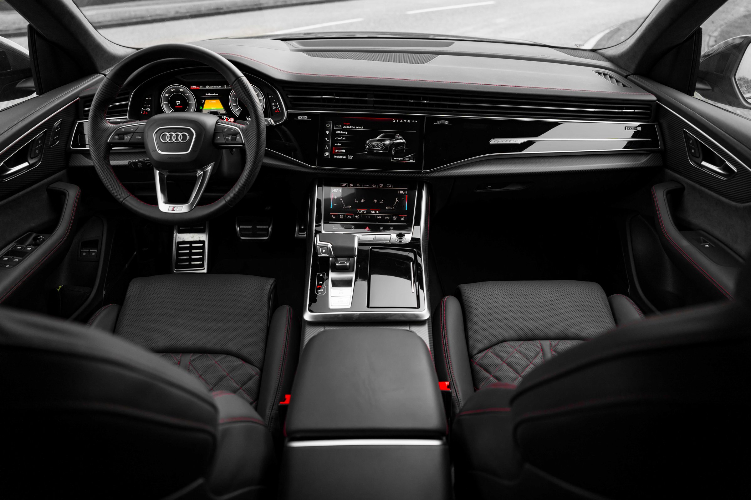 Interior main
