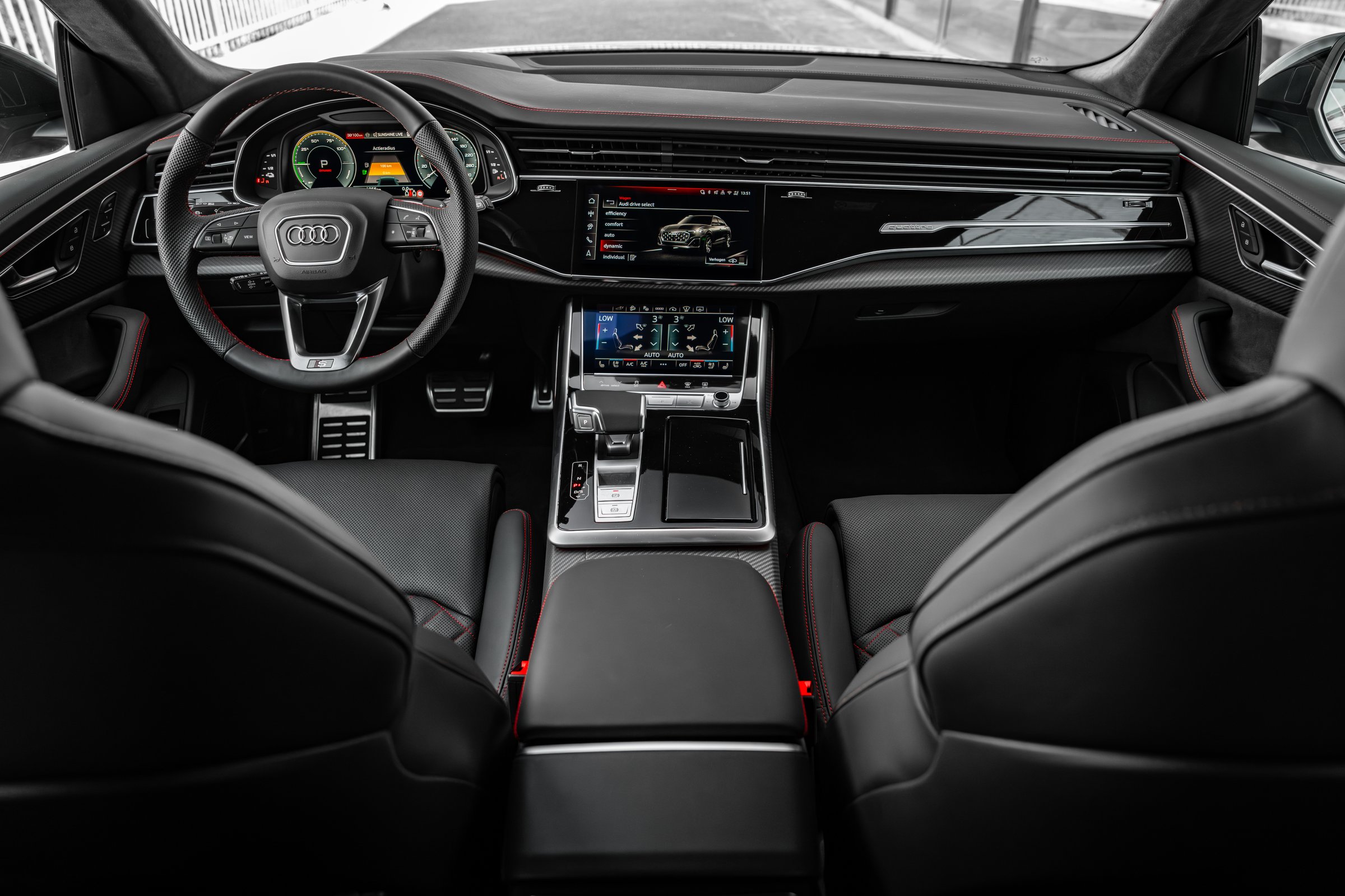 Interior main