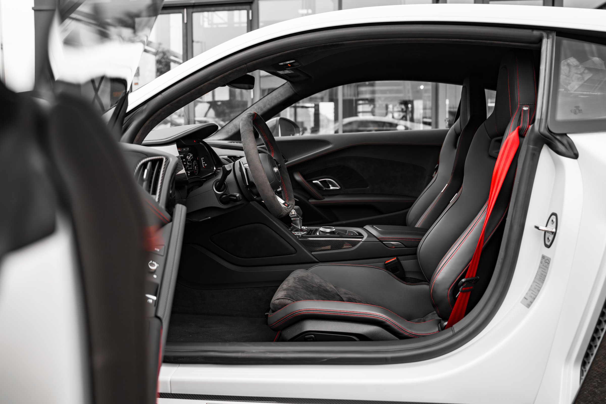 Interior 4