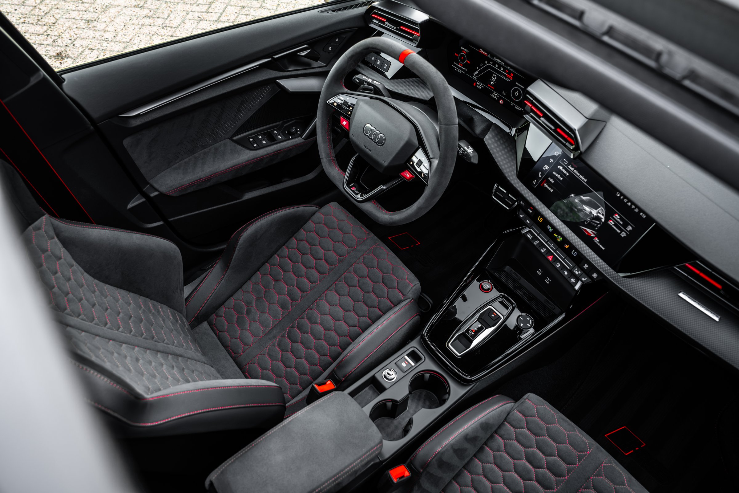 Interior 2