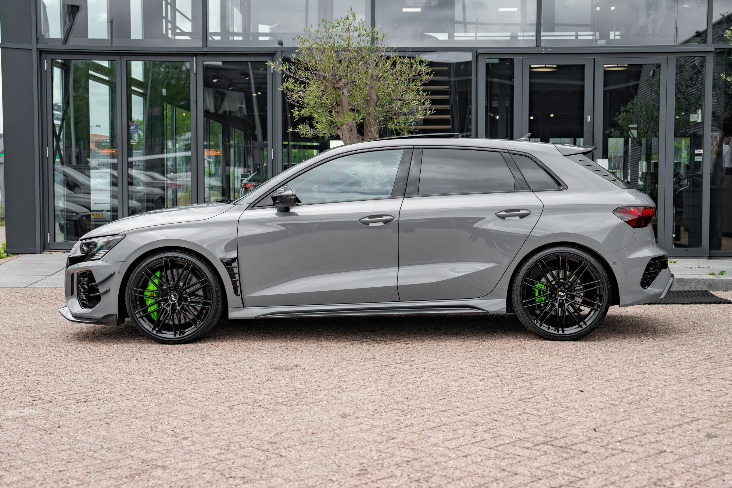 ABT RS3-R Sportback 1/200 Limited Edition 500pk