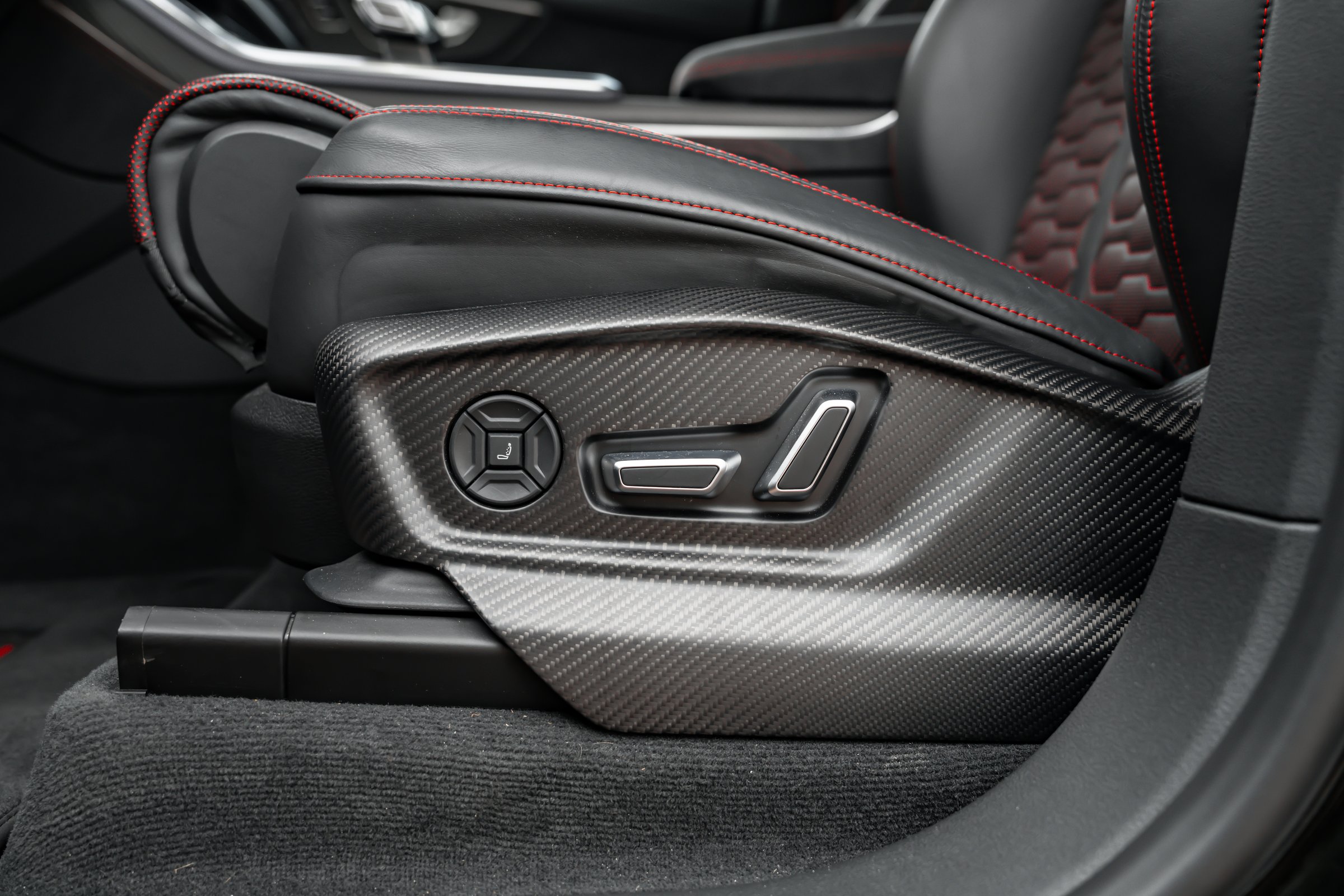 Audi RSQ8-LE ABT Legacy Edition 1 of 125 760pk  — interieur 5