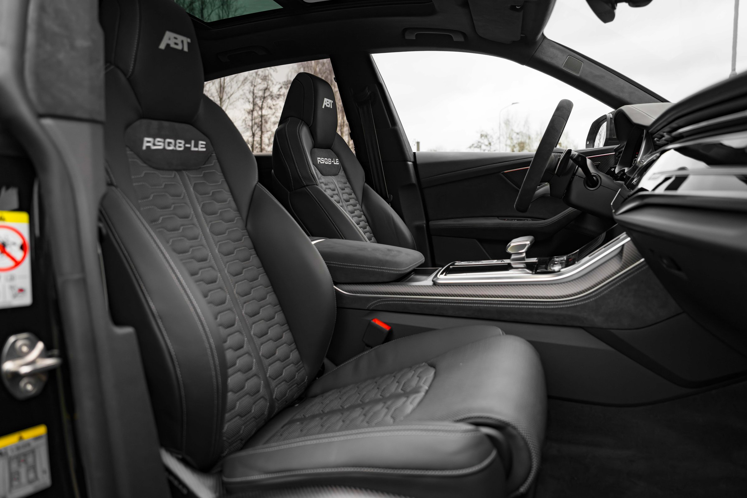 Interior 3
