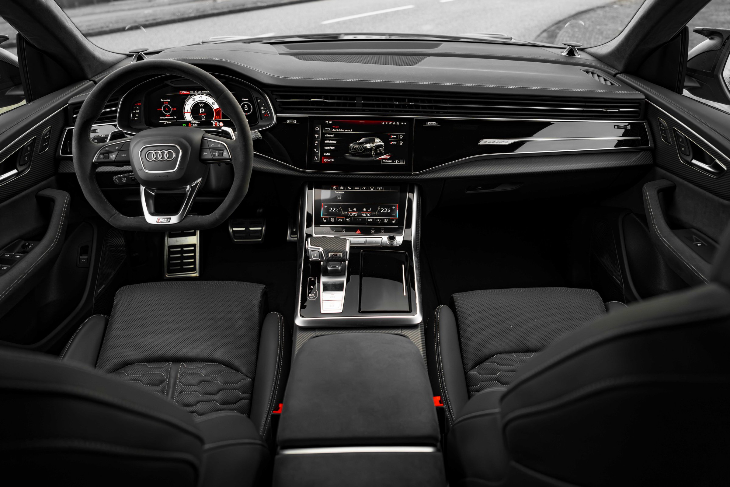Interior main