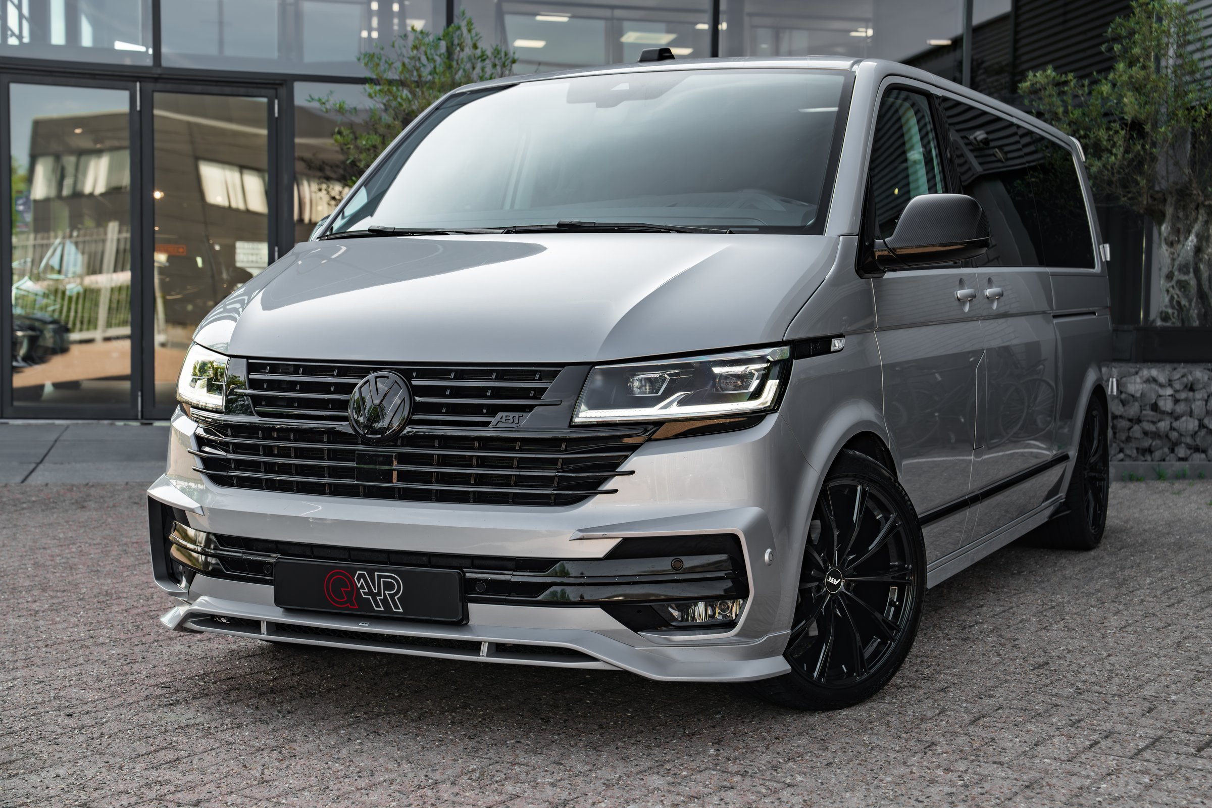 Volkswagen Caravelle 2.0 TDI 180pk ABT L2H1 DC